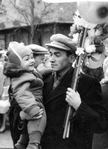 Один из первых первомайских праздников, в которых участвовал